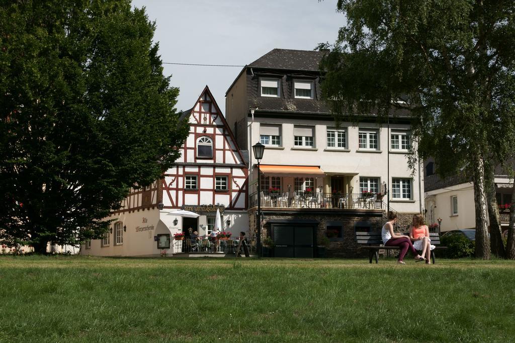Alte Winzerschenke Hotel บรูทิกก์ ฟังเคิล ภายนอก รูปภาพ