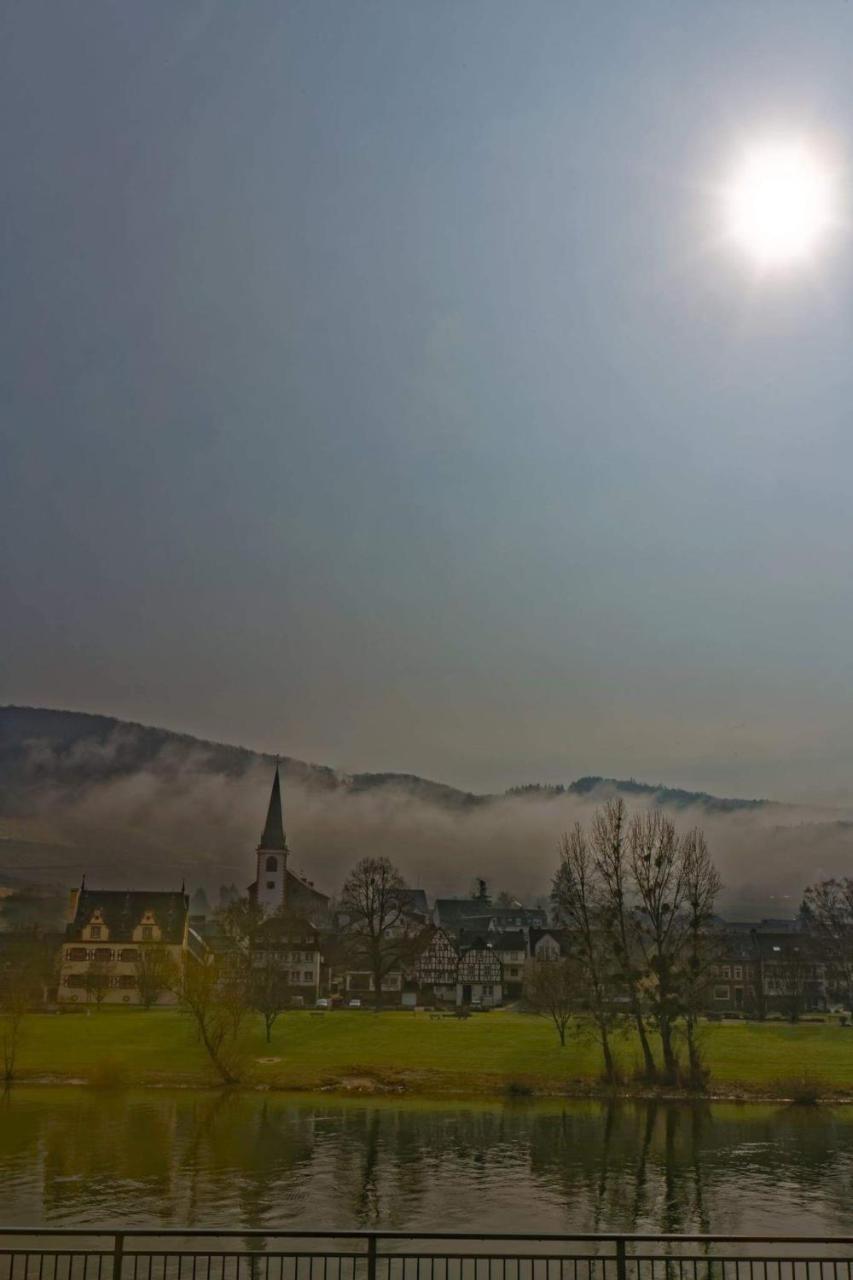 Alte Winzerschenke Hotel บรูทิกก์ ฟังเคิล ภายนอก รูปภาพ